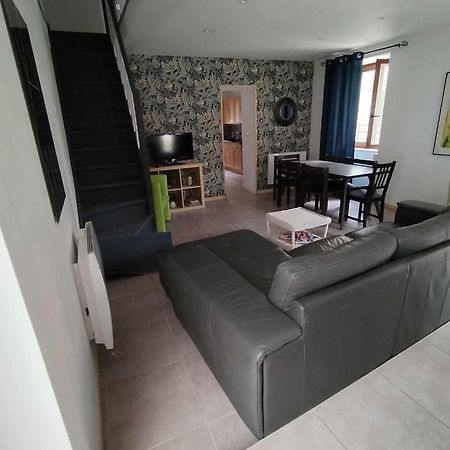 Gite Rue Pasteur Ис-сюр-Тил Екстериор снимка
